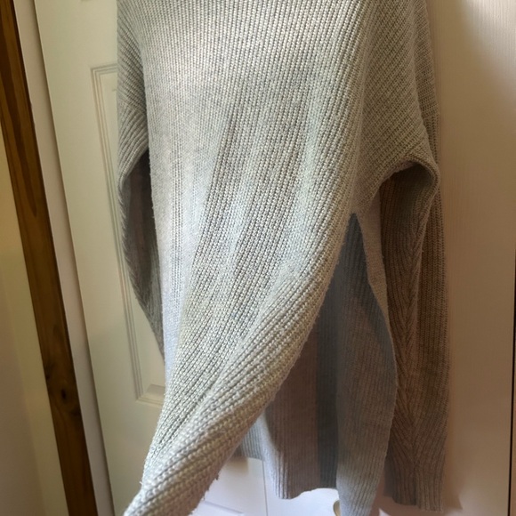 Baby blue long sweat with side slits - Picture 2 of 3